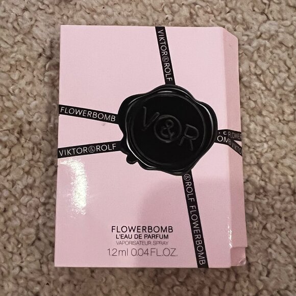 Free Gift with Purchase - Picture 1 of 1